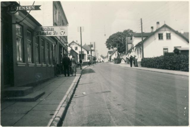 Vig Hovedgade omkring 1930 (B1774)
