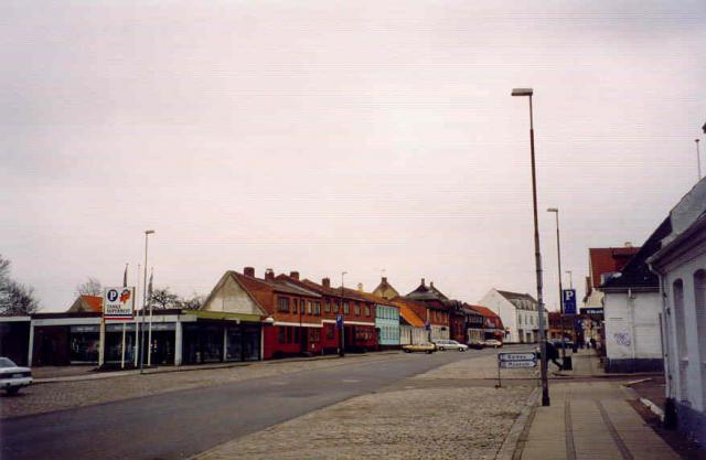 Østlig del af Algade, fra Modehjørnet mod gågaden - ca. 1998 (B90171)